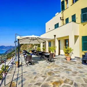 3* Hotel Luna Di Marzo